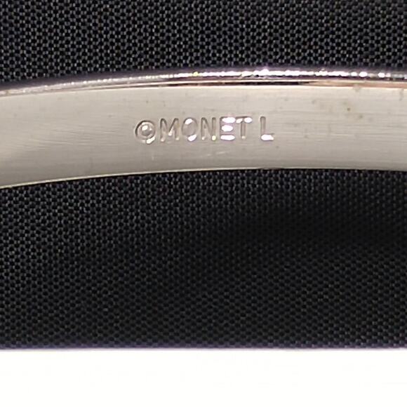 Vintage Monet Brushed Large Bangle Bracelet, Rhodium Plated, 1970s - Picture 4 of 10